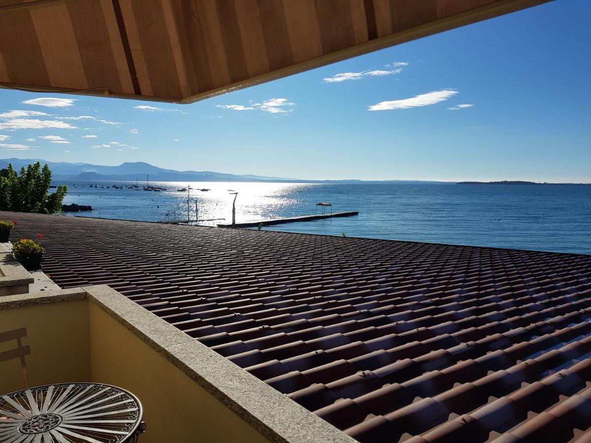 Graziosa Al Porto Villa Moniga del Garda Bagian luar foto